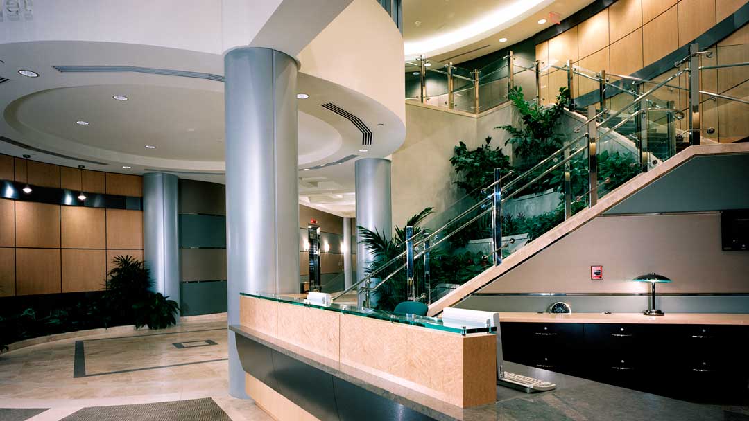 LNR WARNER CENTER